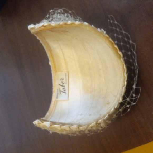 Vintage woman's hat - Picture 4 of 4